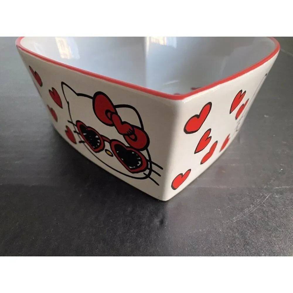 Sanrio Hello kitty Heart Shaped Ceramic Casserole Baking Dish Love Letter NEW‎